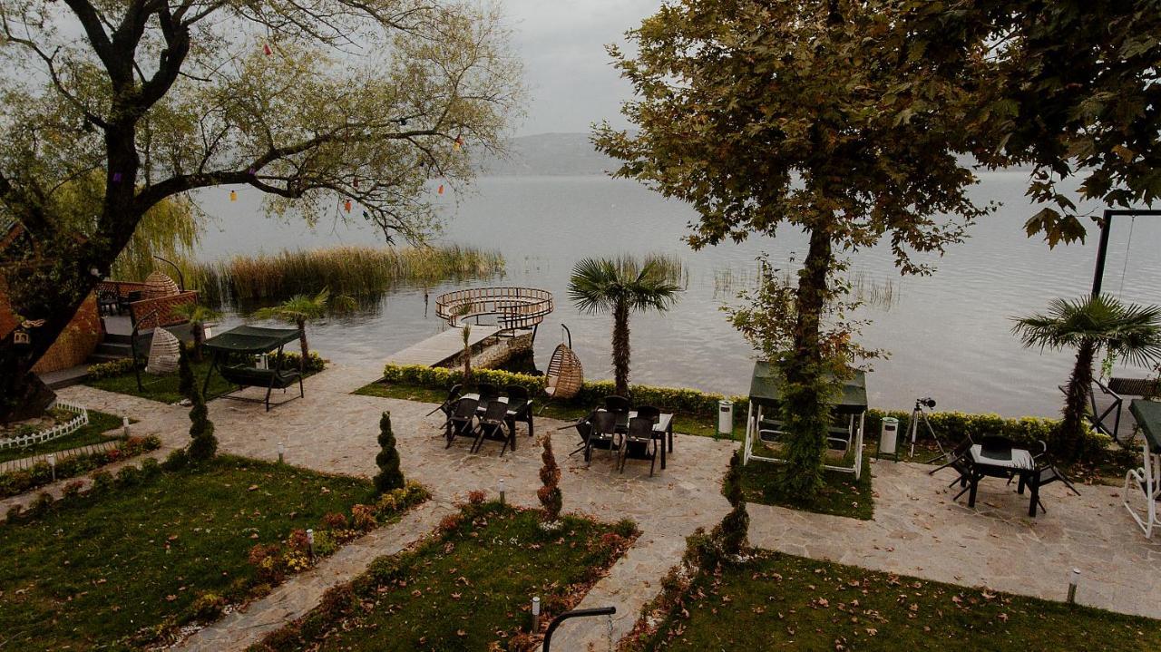 Sapanca Kiyi Bungalov&Cafe Villa Sakarya  Bagian luar foto