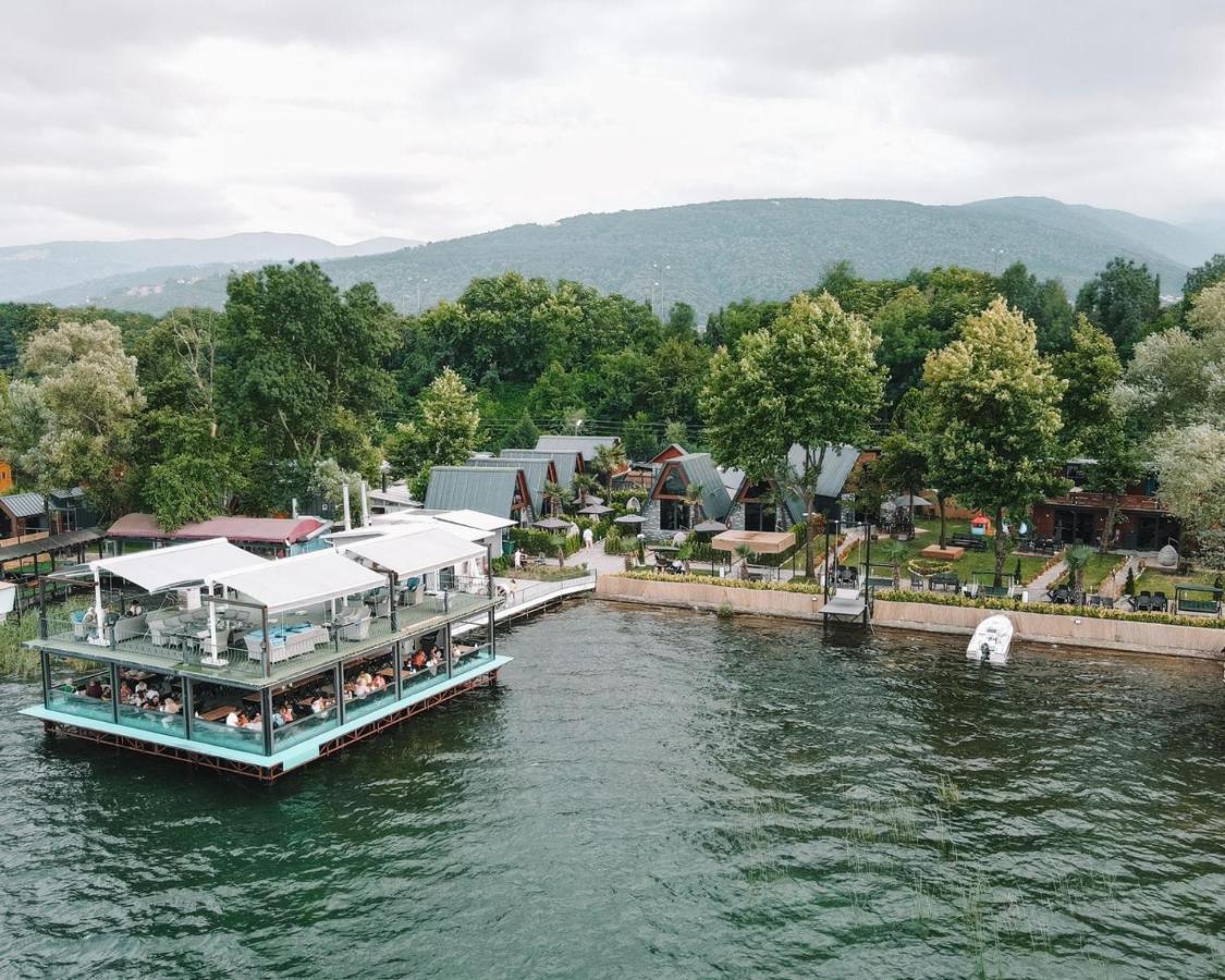 Sapanca Kiyi Bungalov&Cafe Villa Sakarya  Bagian luar foto