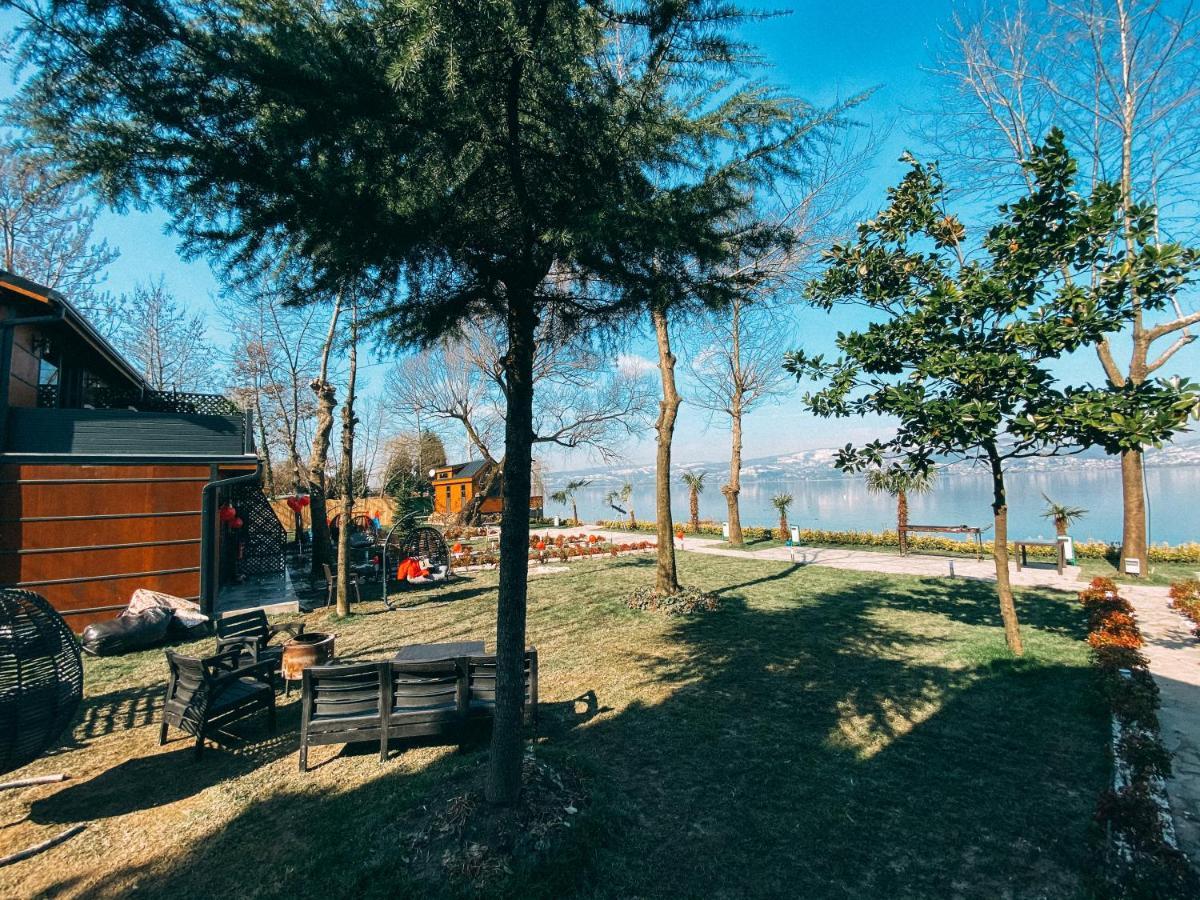 Sapanca Kiyi Bungalov&Cafe Villa Sakarya  Bagian luar foto